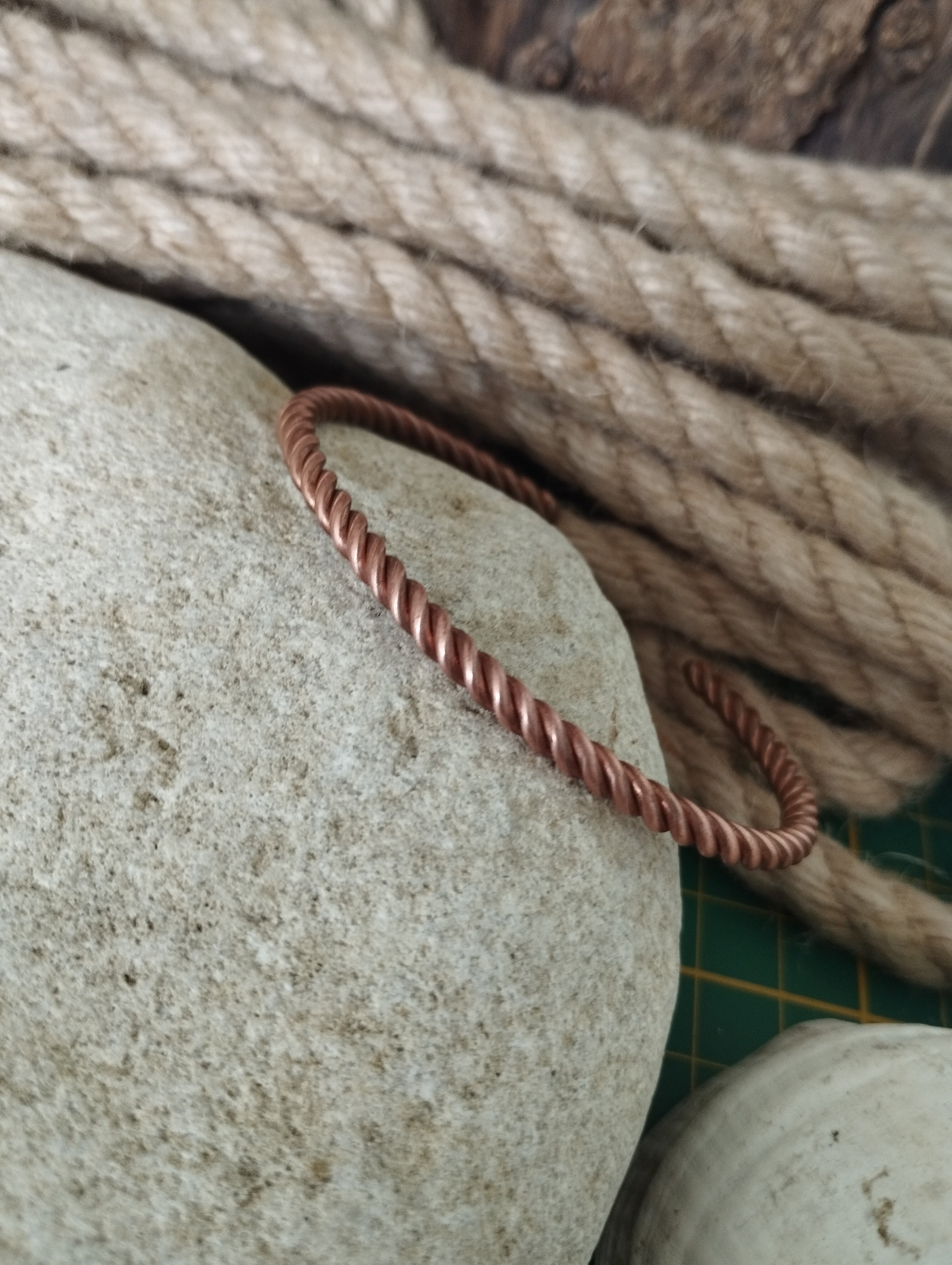 Bracelet cuivre fabrication artisanale