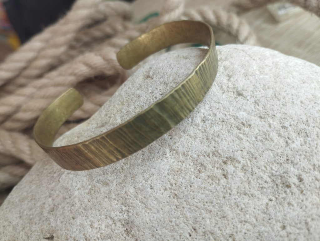 Bracelet laiton martelé