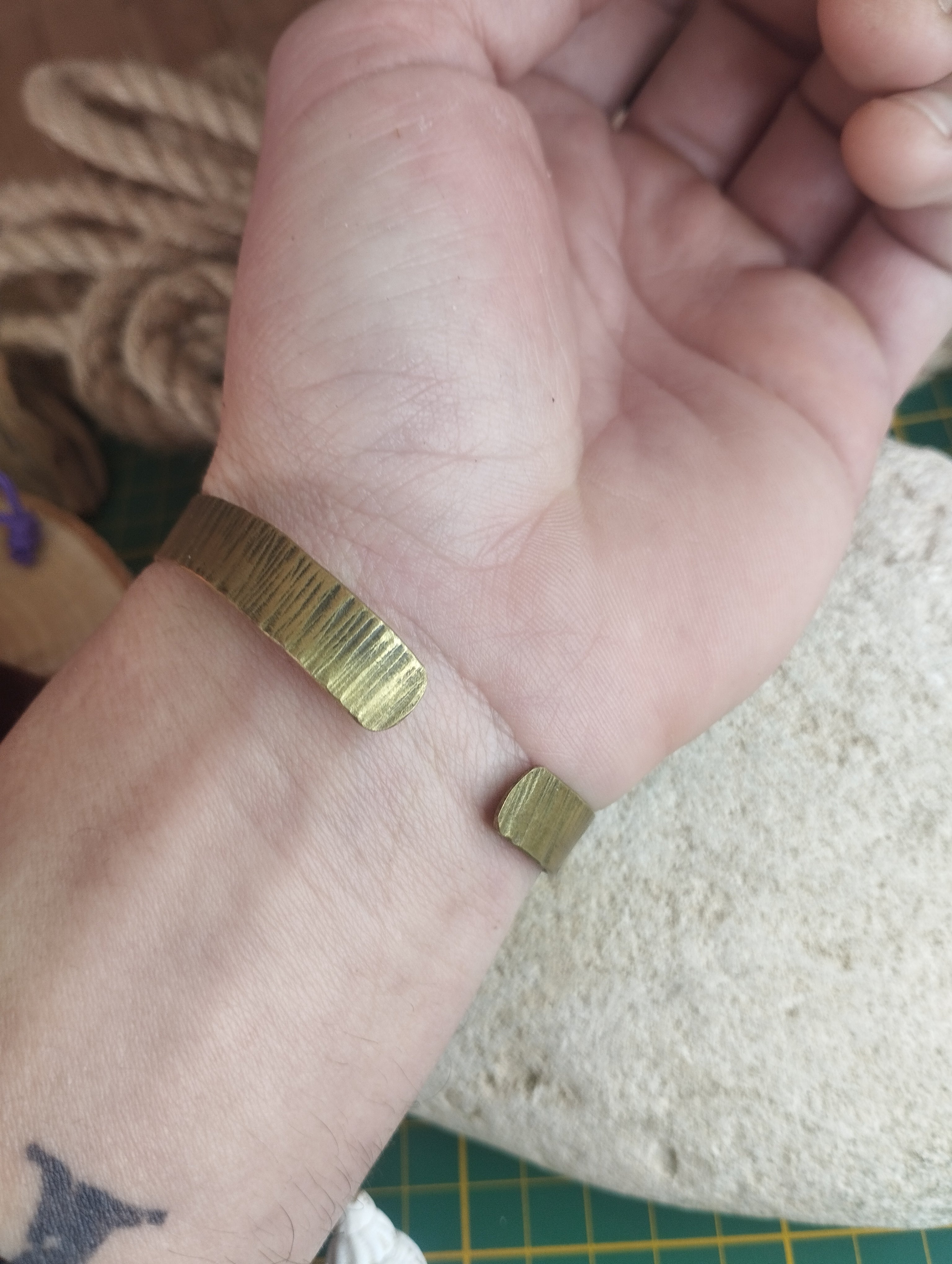 Bracelet laiton martelé