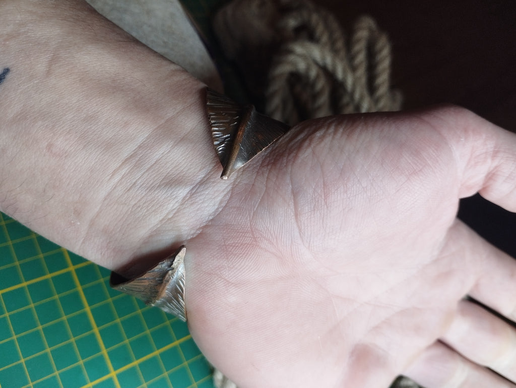 Bracelet plume en cuivre